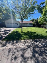 Building Photo - 4430 Clytie Way