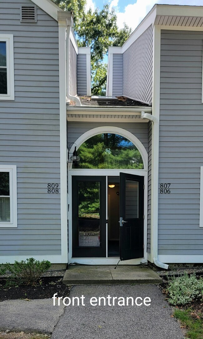 Foto del edificio - 806 Tuckers Ln