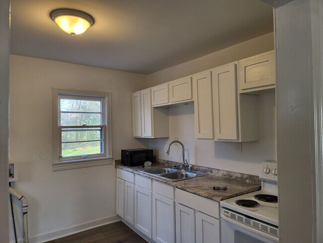 Foto del edificio - 2312 3rd St E