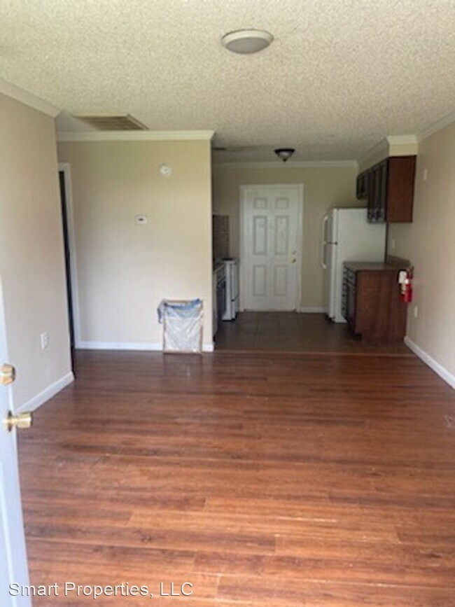 Foto del edificio - 2 br, 1 bath House - 725 Wanamaker Ave