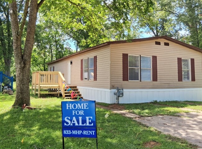 Building Photo - 54 Deerwood Park