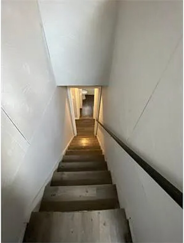 Building Photo - 16722 Tuller St