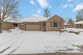 Building Photo - 617 Wharncliffe Rd S