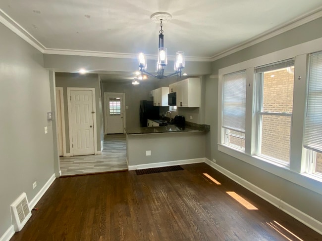Foto del edificio - 5639 S Fairfield Ave