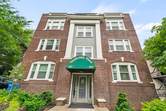 Building Photo - z-103125-Vanderbilt Place E 42nd