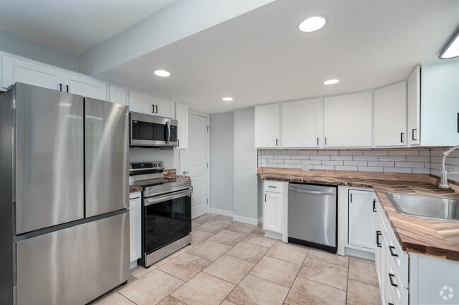 Interior Photo - The Residences at 440