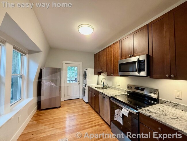 Foto del edificio - 7 Leyden Ave