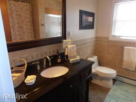 Building Photo - 115 New Haven St