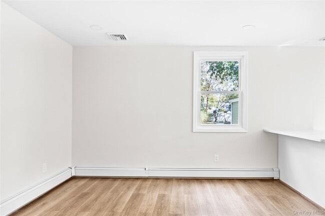 Building Photo - 2319 Ocean Ave