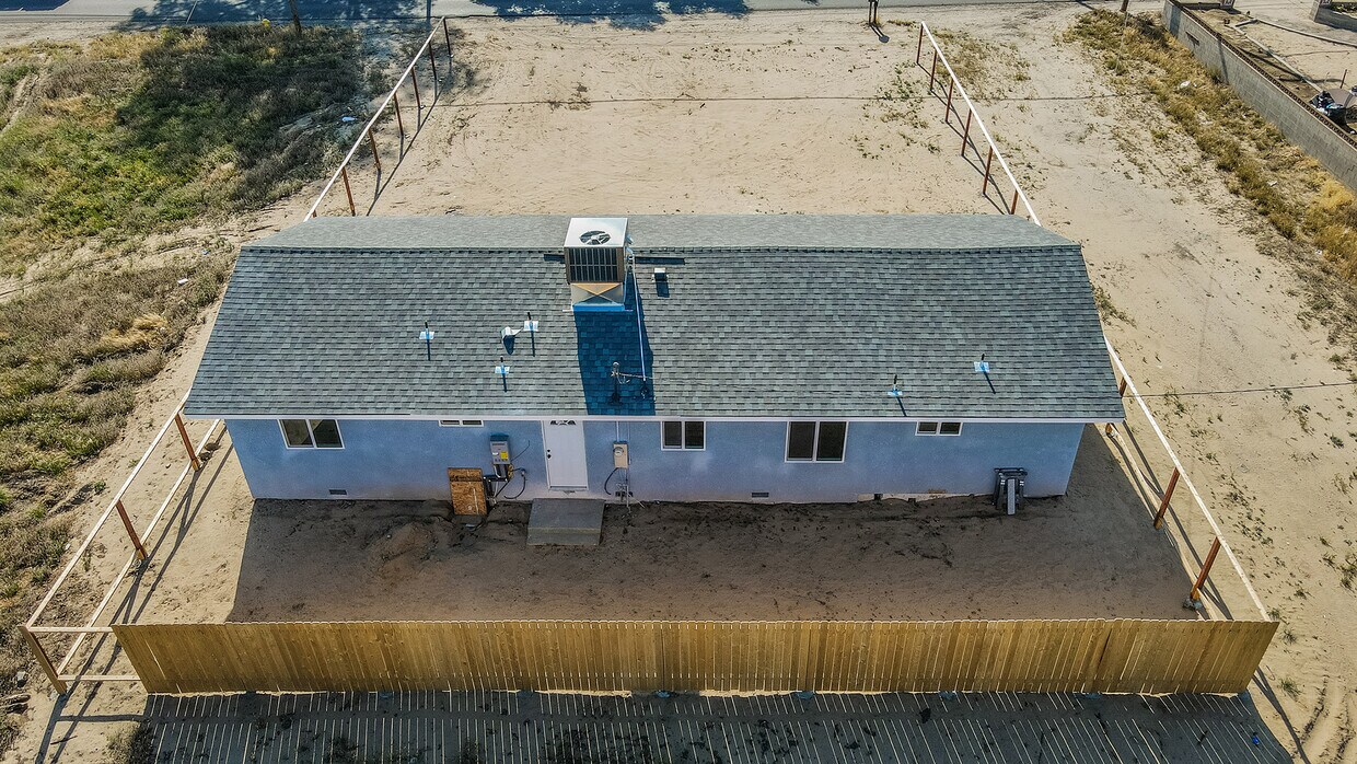 Foto principal - 10196 S Highland Ave