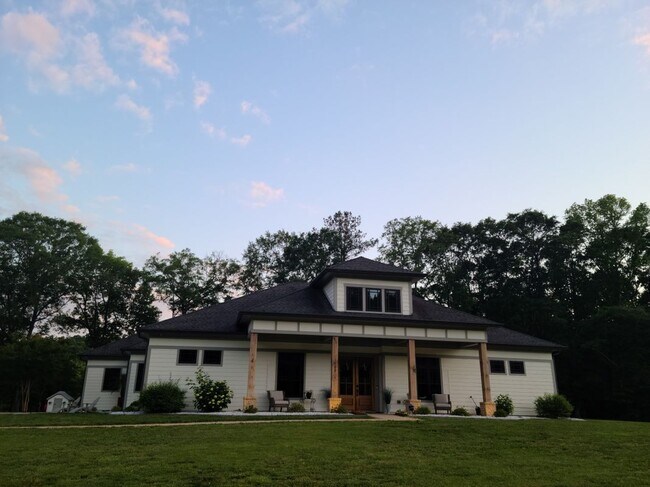 Foto del edificio - 1760 Flatbottom Rd