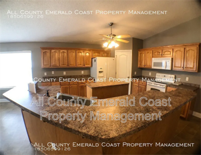 Foto del edificio - 5304 Marilea Ct