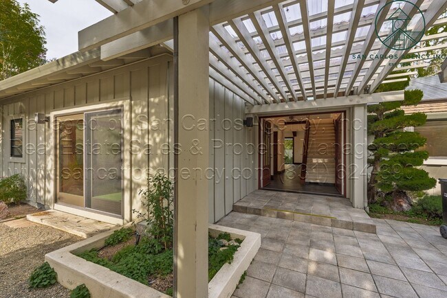 Foto del edificio - Custom Three Bedroom Carmel Valley Ranch Townhouse