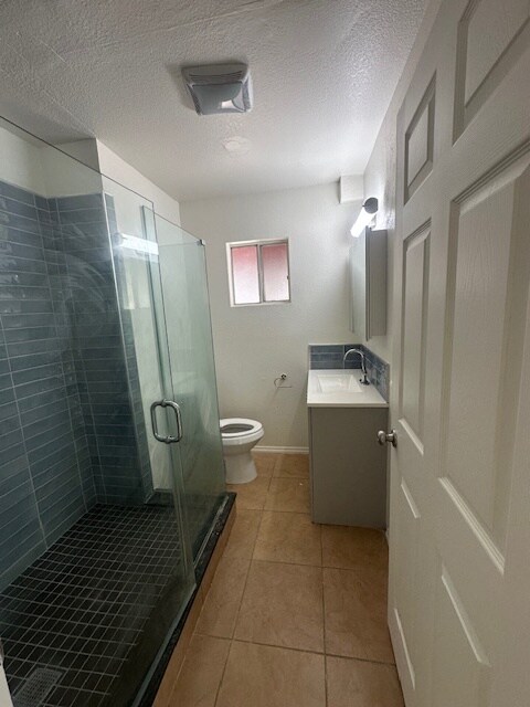 Foto del edificio - 3333 Pepper Ave