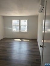 Building Photo - 671 Midland Ave