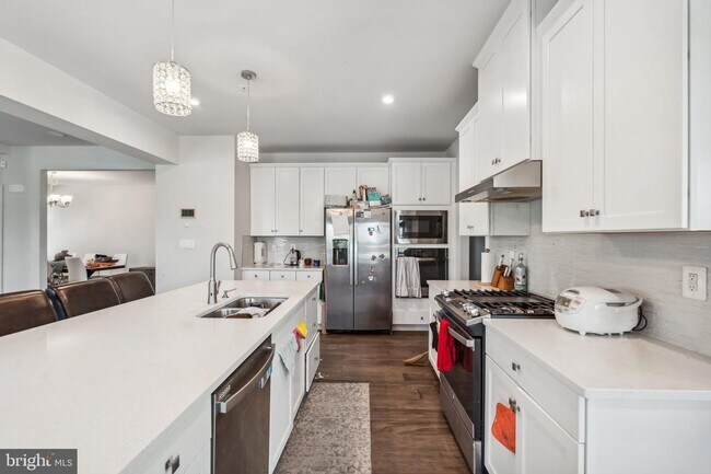 Foto del edificio - 11281 Wheeler Ridge Dr