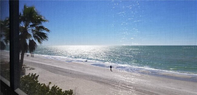 Foto del edificio - 15462 Gulf Blvd