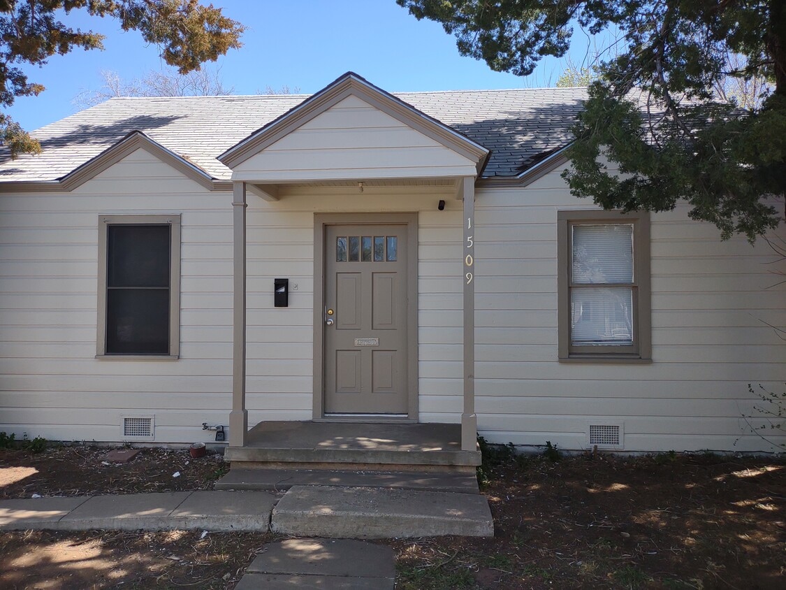 Building Photo - 1509 S Lipscomb St