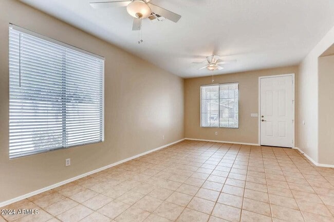 Building Photo - 15261 W Custer Ln