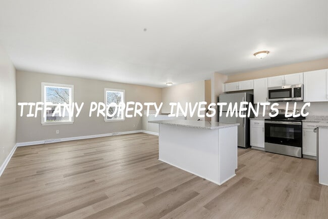 Building Photo - 1601 Carfax Dr