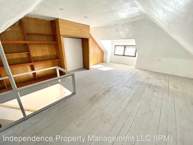 Building Photo - 4 br, 2 bath House - 215 Lexington Ave.