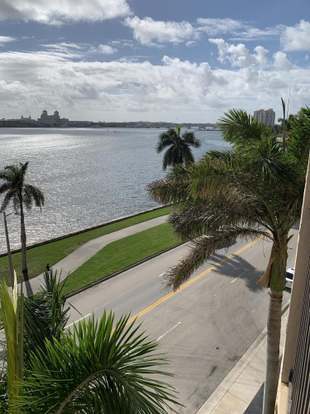 Building Photo - 1801 N Flagler Dr