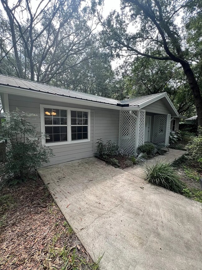 Building Photo - 2146 Golden Isle Ct