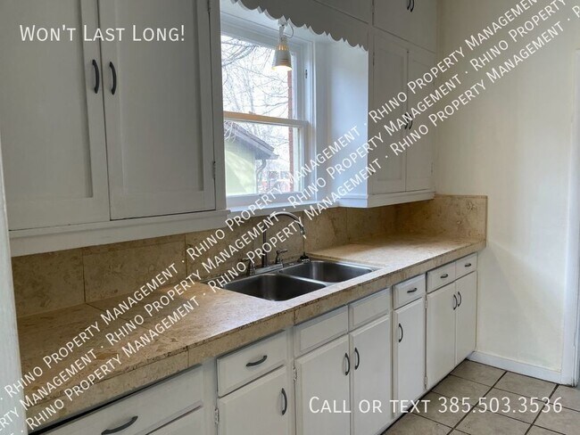 Building Photo - REDUCED RENT!! 4 Bed/2 Bath Home in Ogden