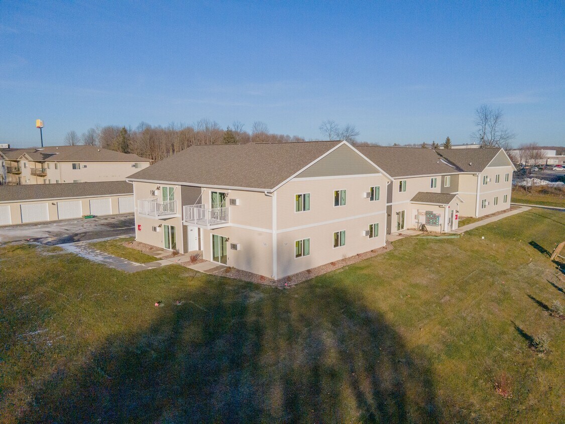 Blue Stone Estates Apartments in Marathon, WI