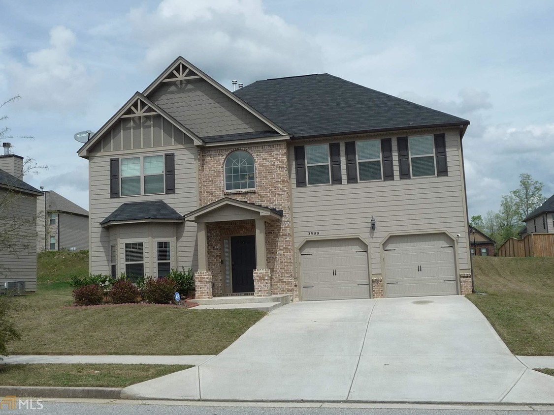 Primary Photo - 3588 Lake End Dr