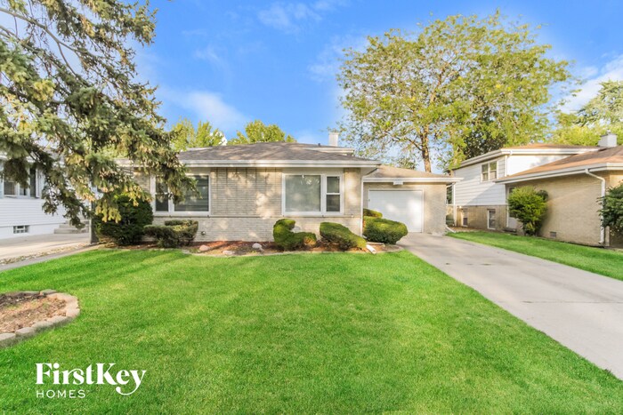 Foto principal - 17053 Grant St