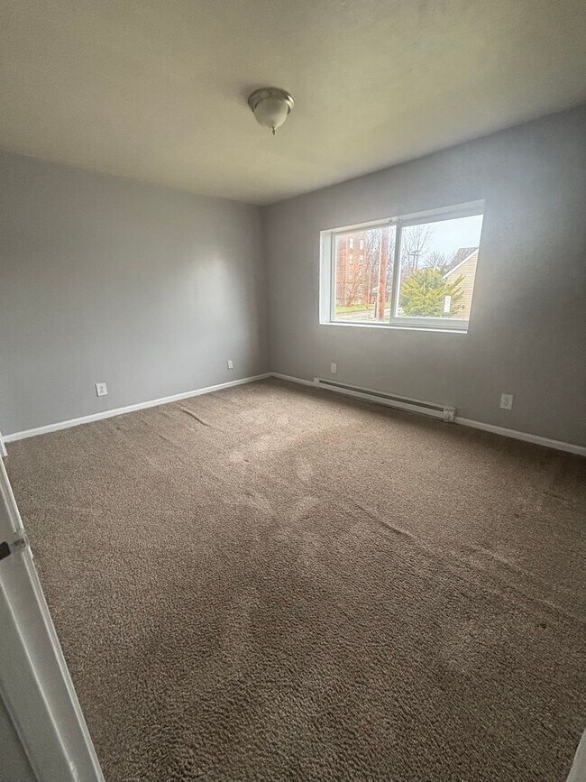 Foto del edificio - 14520 Milverton Rd