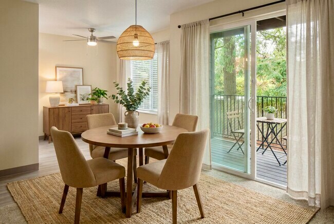 Foto del edificio - Cedar Square Apartments