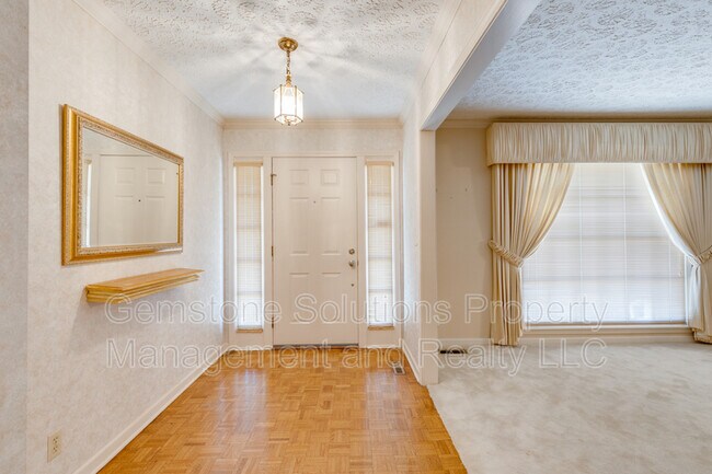 Foto del edificio - 5716 Hearthstone Ln
