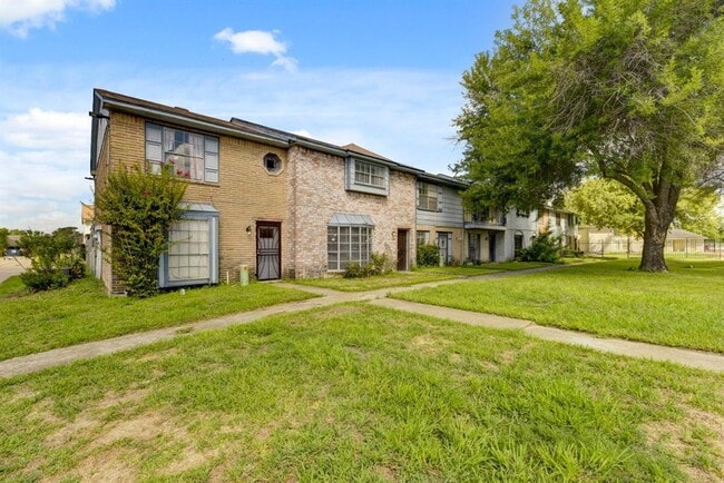 Building Photo - 128 Goodson Dr