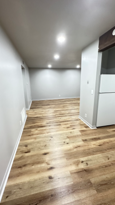 Foto del edificio - 815 E Wayne Ave