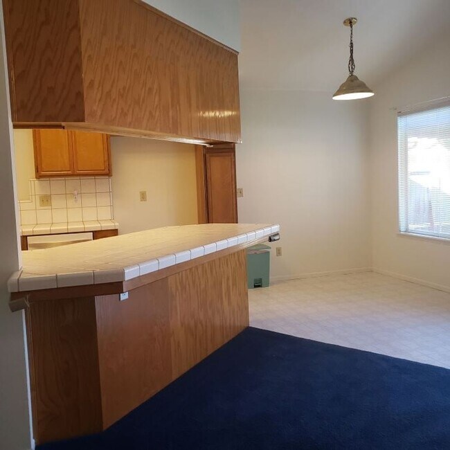 Building Photo - 6508 Pine Borough Ct
