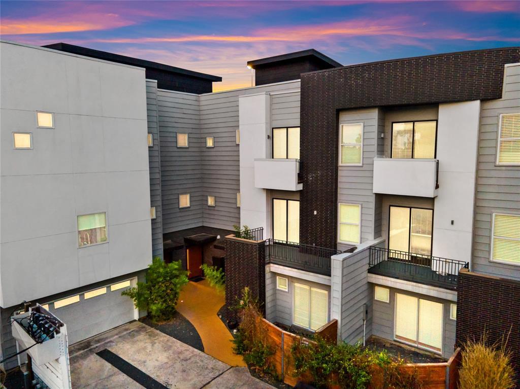 Foto principal - 2005 Eagle St