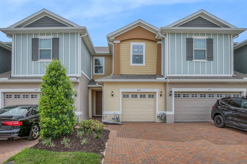 Foto principal - 5747 Skytop Dr
