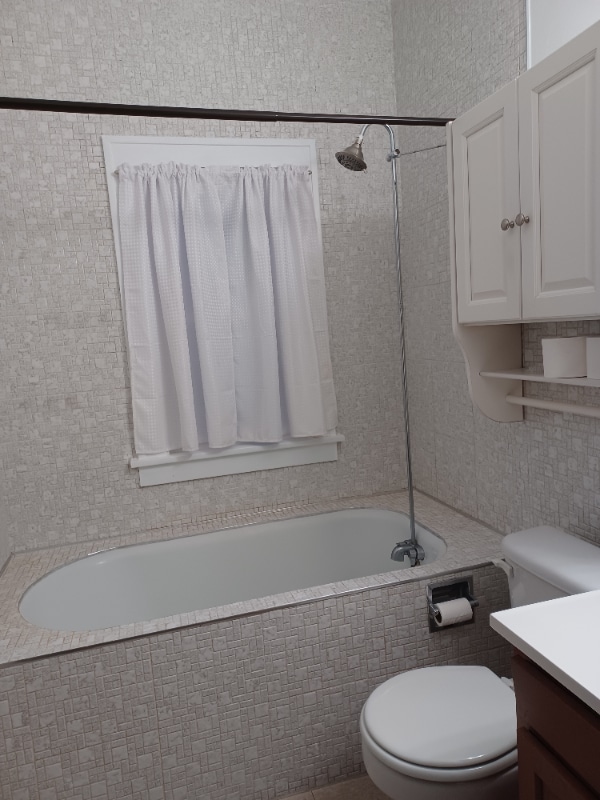 Foto del edificio - 4919 E 107th St