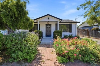 Building Photo - 1863 43rd Ave