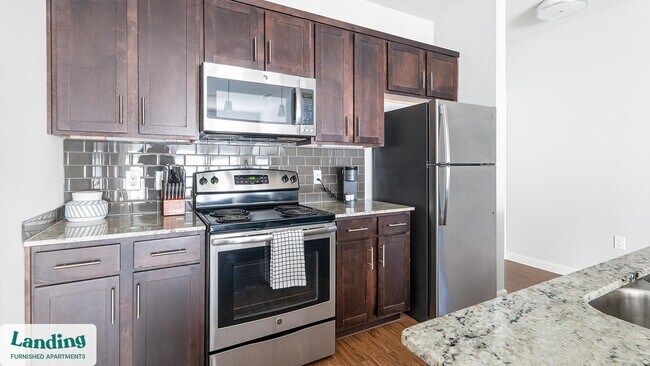 Foto del edificio - 4300 Cromwell Dr