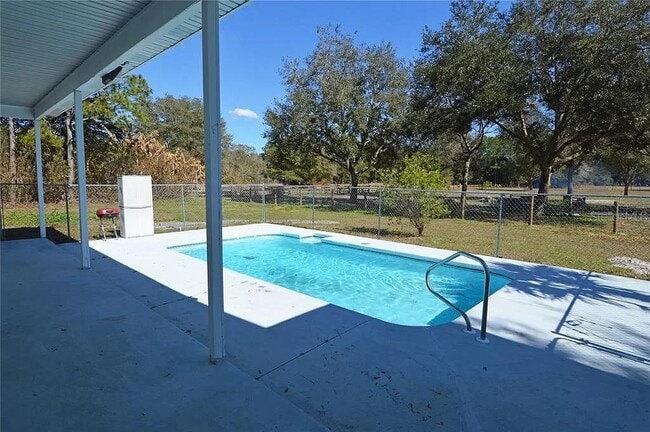 Building Photo - 3212 Tina Marie Dr