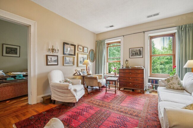 Foto del edificio - 272 Montgomery St