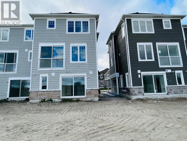 Photo du bâtiment - 78 Sandhill Crane Dr