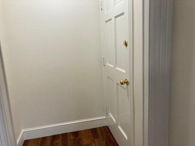 Front Entrance - 28 Gooding St