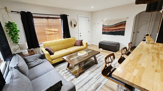 Foto del edificio - 1752 14th Ave S