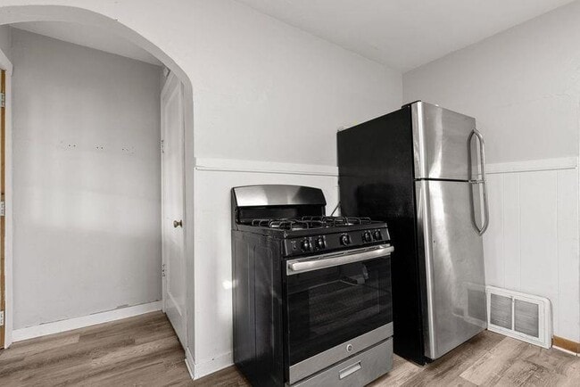 Electrodomésticos de cocina - 713 Evans Ave