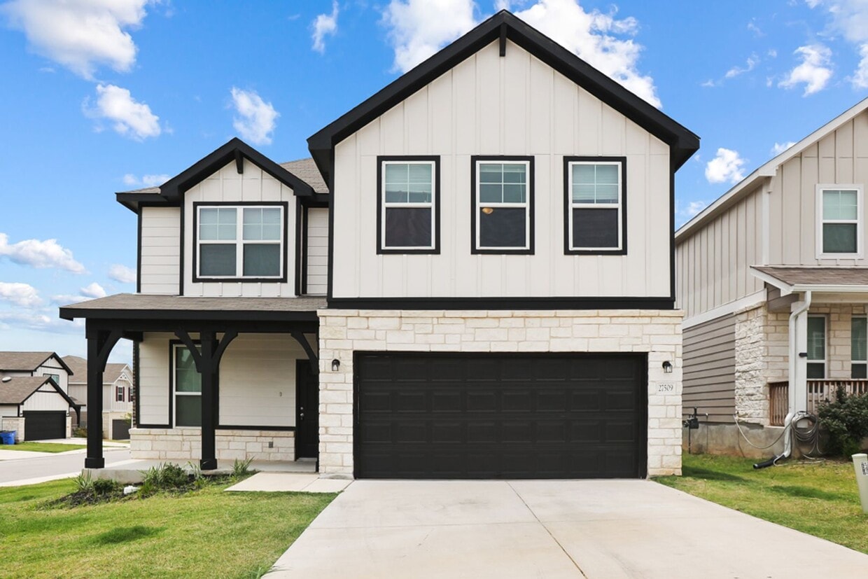 Primary Photo - Charming Home Awaits: Spacious & Modern Li...
