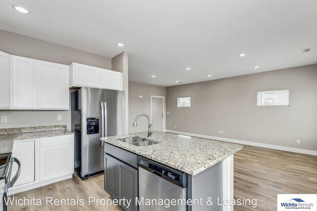 Foto del edificio - 4 br, 2.5 bath House - 7329 E. 34th St. N.